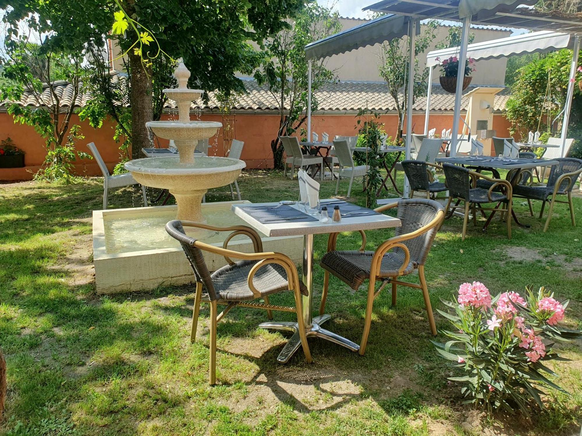 Auberge Des Lacs Bleus Clerac Ngoại thất bức ảnh